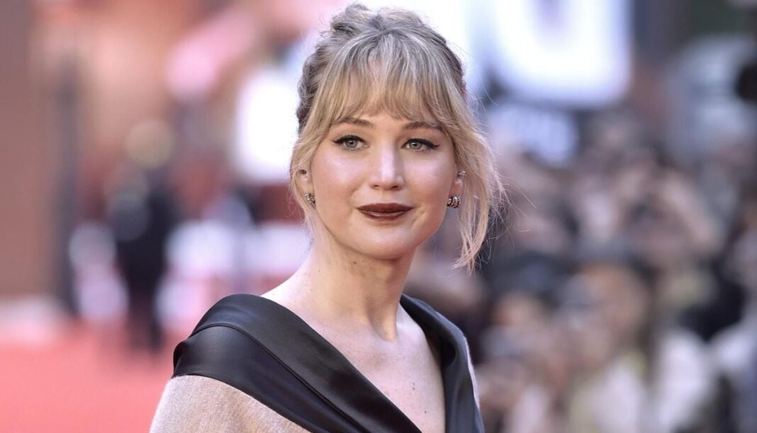 Jennifer Lawrence reminisces ‘embarrassing’ younger self in interviews